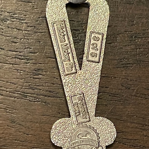 DISNEY TRADING PIN MICKEY MOUSE PINK RIBBON PIN ORIG - Picture 3 of 3